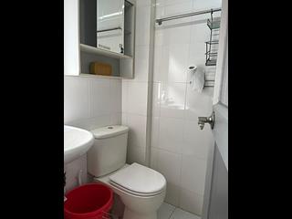 Tai Hang - Kam Chung House 04