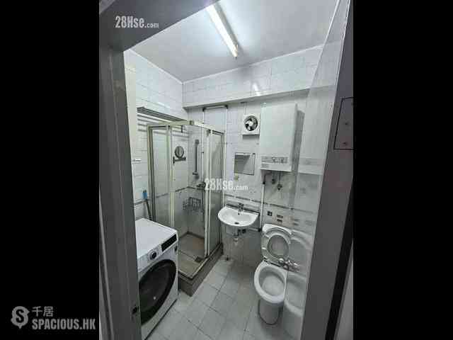 Causeway Bay - Cathay Mansion 02