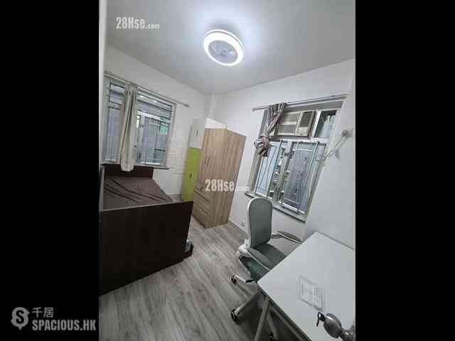 Causeway Bay - Cathay Mansion 06