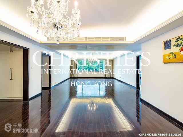 Mid Levels Central - Wealthy Heights 01