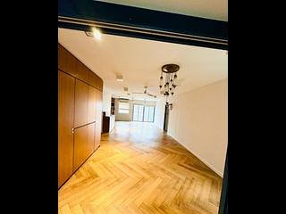 Mid Levels Central - Pearl Gardens 02