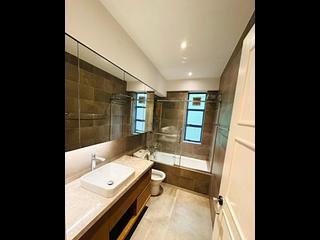 Mid Levels Central - Pearl Gardens 10