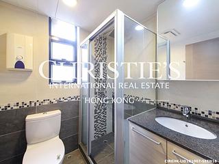 Mid Levels Central - Wealthy Heights 11