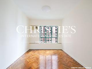 Mid Levels Central - Hillsborough Court 03