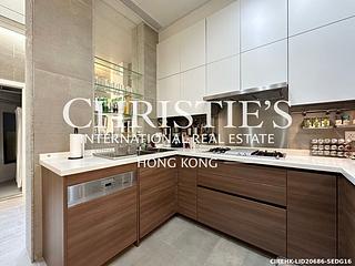 Chung Hom Kok - 33, Cape Road 11