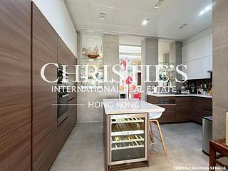 Chung Hom Kok - 33, Cape Road 12