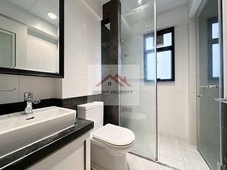 Wan Chai - New Sun House 06