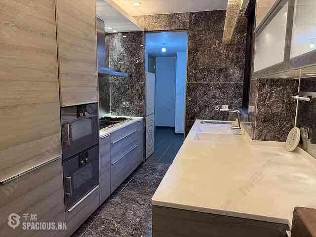 Ting Kau - Deauville Block 3 05