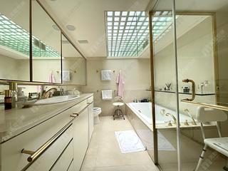 The Peak - Kellett Villas 05