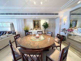 The Peak - Kellett Villas 02