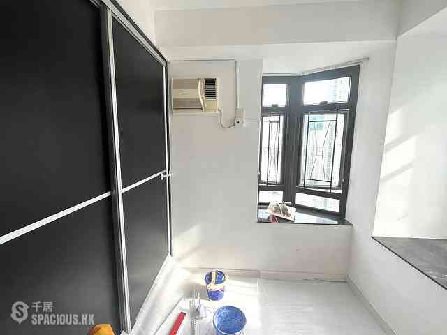Quarry Bay - Kornhill Block R 11