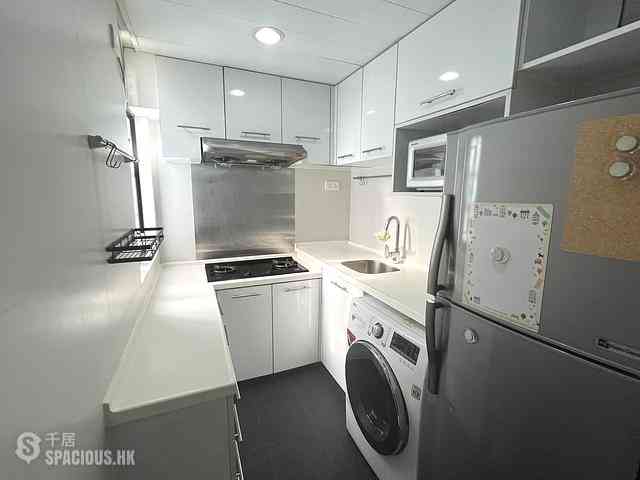 Quarry Bay - Kornhill Block R 12