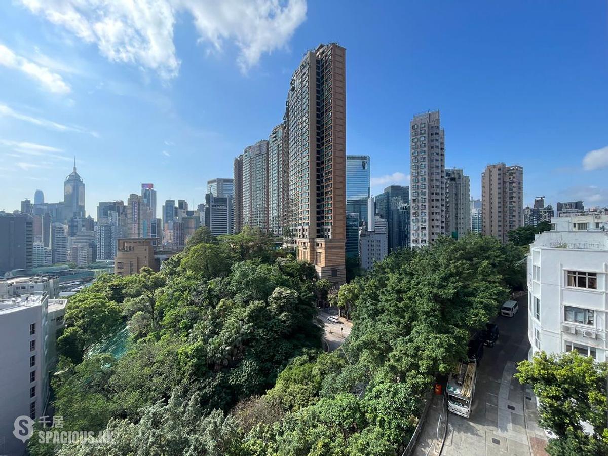 Happy Valley - The Broadville 01