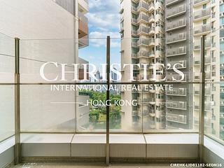Mid Levels Central - 11, Macdonnell Road 03