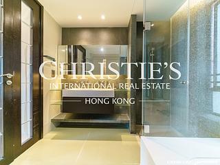 Mid Levels Central - 11, Macdonnell Road 07