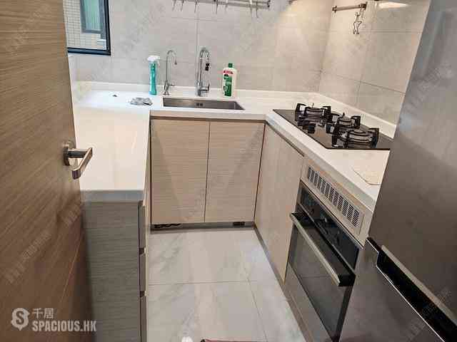 Ma Wan - Park Island Phase 1 Block 16 12