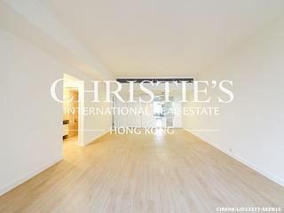 Wan Chai - Convention Plaza Apartments 03