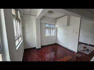 Tin Hau - Kam Kee Building 04