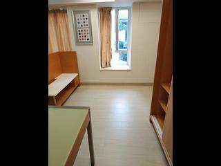 Causeway Bay - Lee King Mansion 02