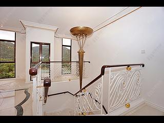 Jardines Lookout - Park Place Block C 06