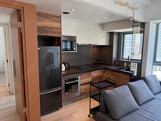 West Kowloon - The Harbourside Block 1 05