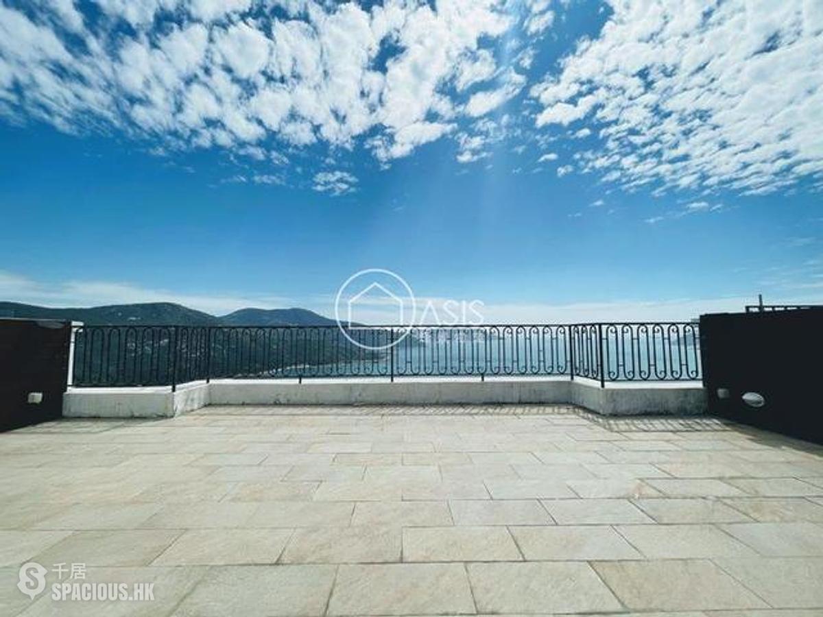 The Peak - Villa Rosa 01