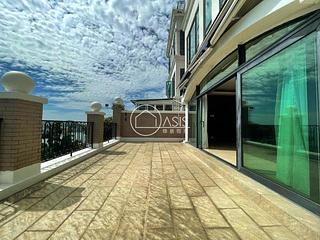 The Peak - Villa Rosa 03