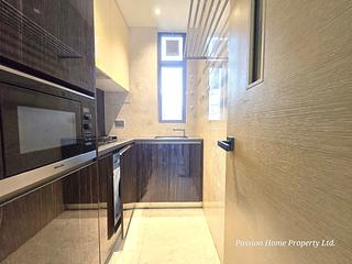 Causeway Bay - Jones Hive 10