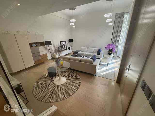 Gold Coast / So Kwun Wat - The Bloomsway 02