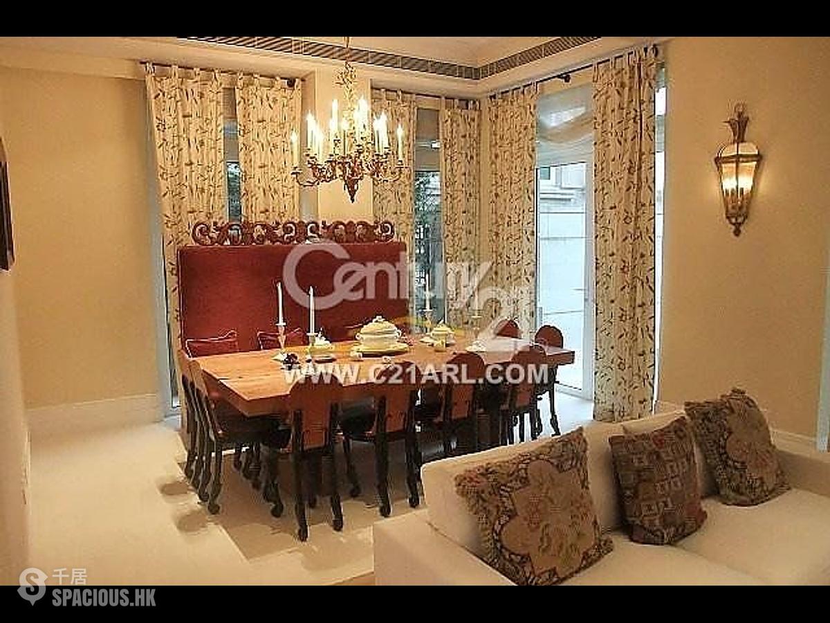 The Peak - 28, Gough Hill Road 01