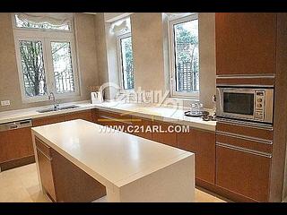 The Peak - 28, Gough Hill Road 06