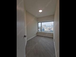 West Kowloon - Sorrento Phase 1 Block 5 07