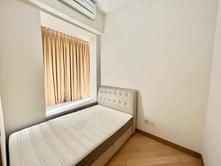 Tai Hang - Warrenwoods 06