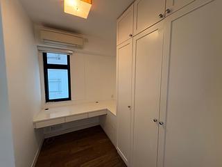 Mid Levels Central - Cimbria Court 09