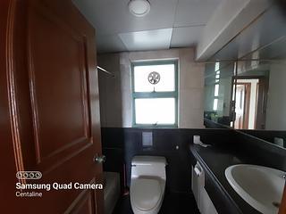Mid Levels Central - Goldwin Heights 05