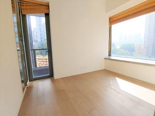 Tai Hang - The Warren 07