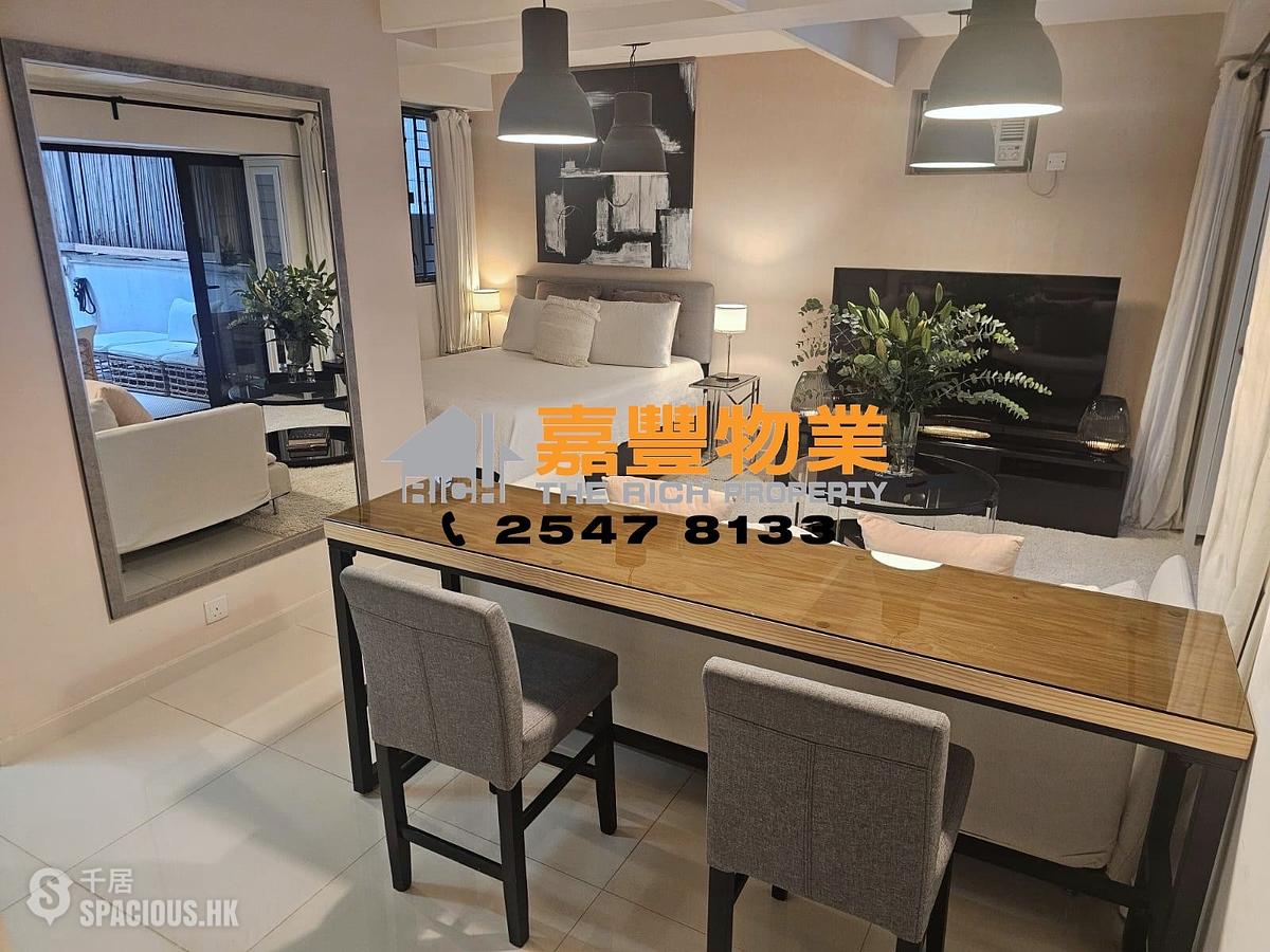 Mid Levels Central - Midland Court 01