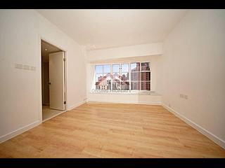 Mid Levels Central - Garden Terrace 06