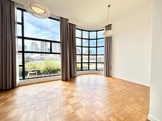 Mid Levels Central - Queen's Garden 04