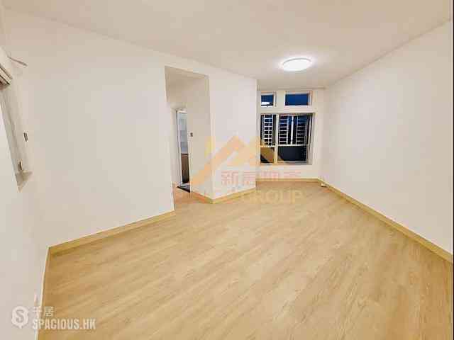 Tsuen Wan - Discovery Park Phase 2 Block 7 02