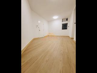 Tsuen Wan - Discovery Park Phase 2 Block 7 04