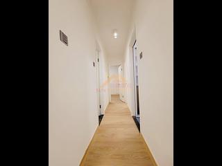 Tsuen Wan - Discovery Park Phase 2 Block 7 05