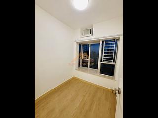 Tsuen Wan - Discovery Park Phase 2 Block 7 06