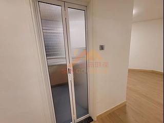 Tsuen Wan - Discovery Park Phase 2 Block 7 08