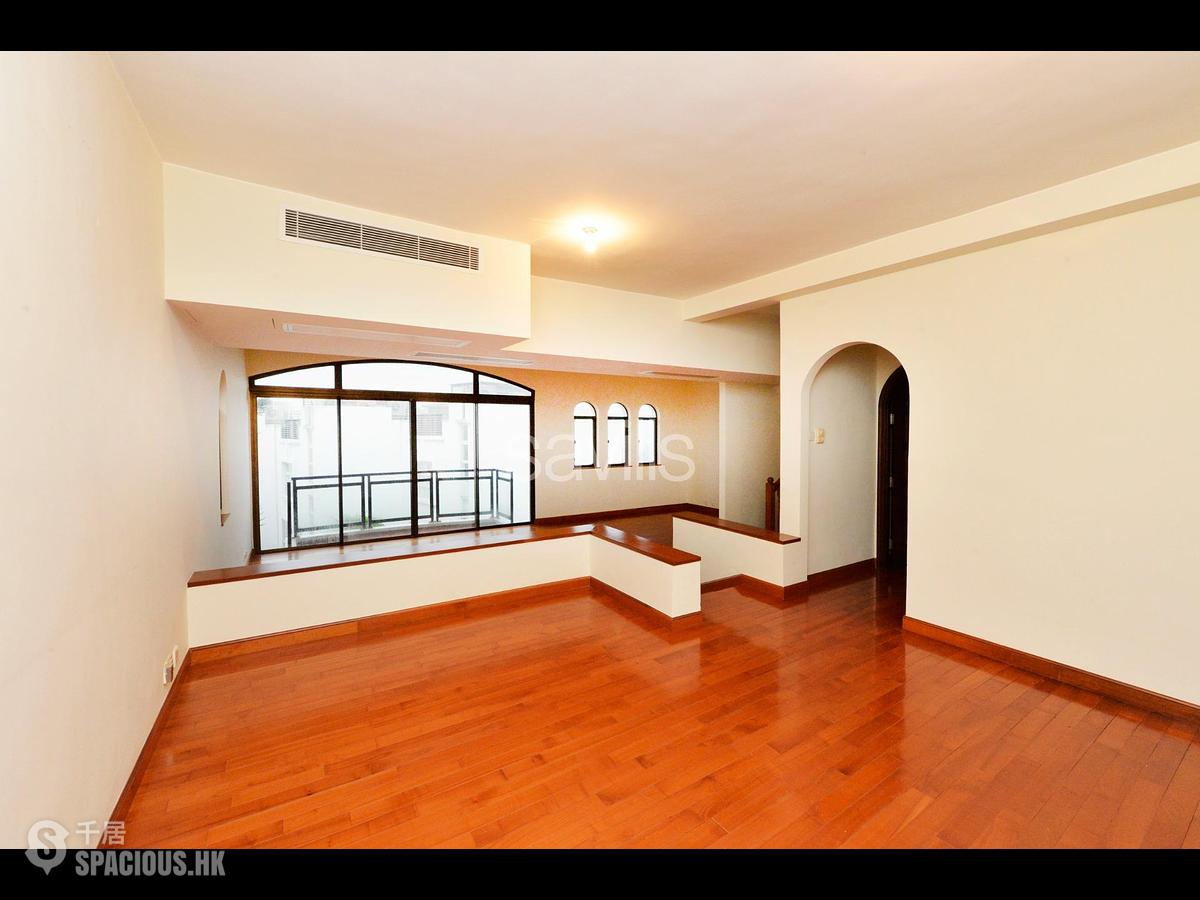 Chung Hom Kok - Casa Del Sol 01