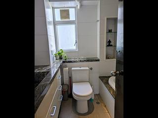 Mid Levels West - Bonham Court 07