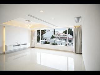 Clear Water Bay - Las Pinadas 02