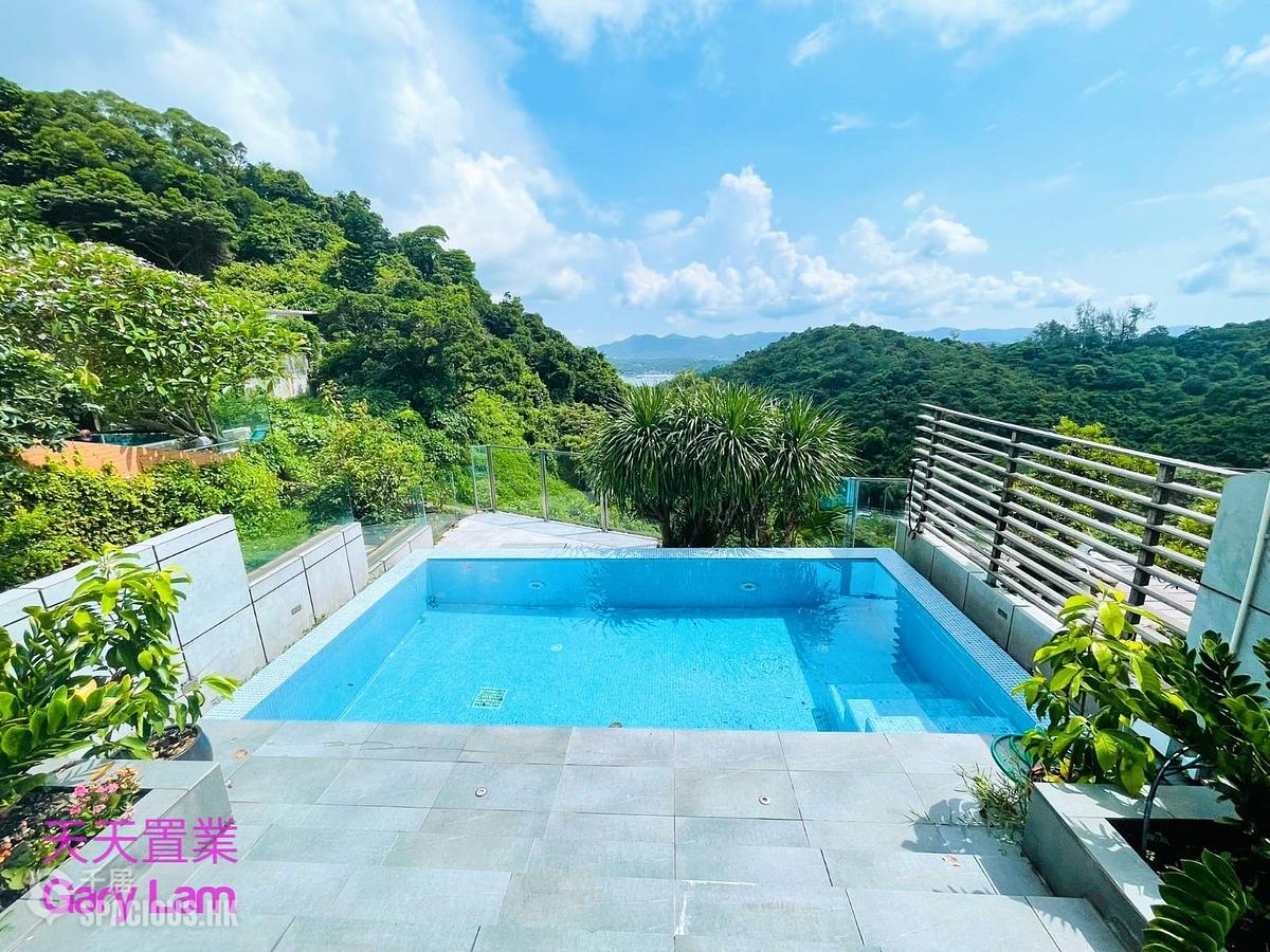 Clear Water Bay - Capital Villa 01