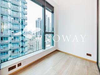 Sai Ying Pun - Two・Artlane 05