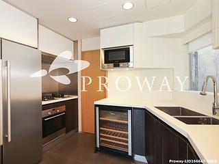 Mid Levels Central - Bo Kwong Apartments 11